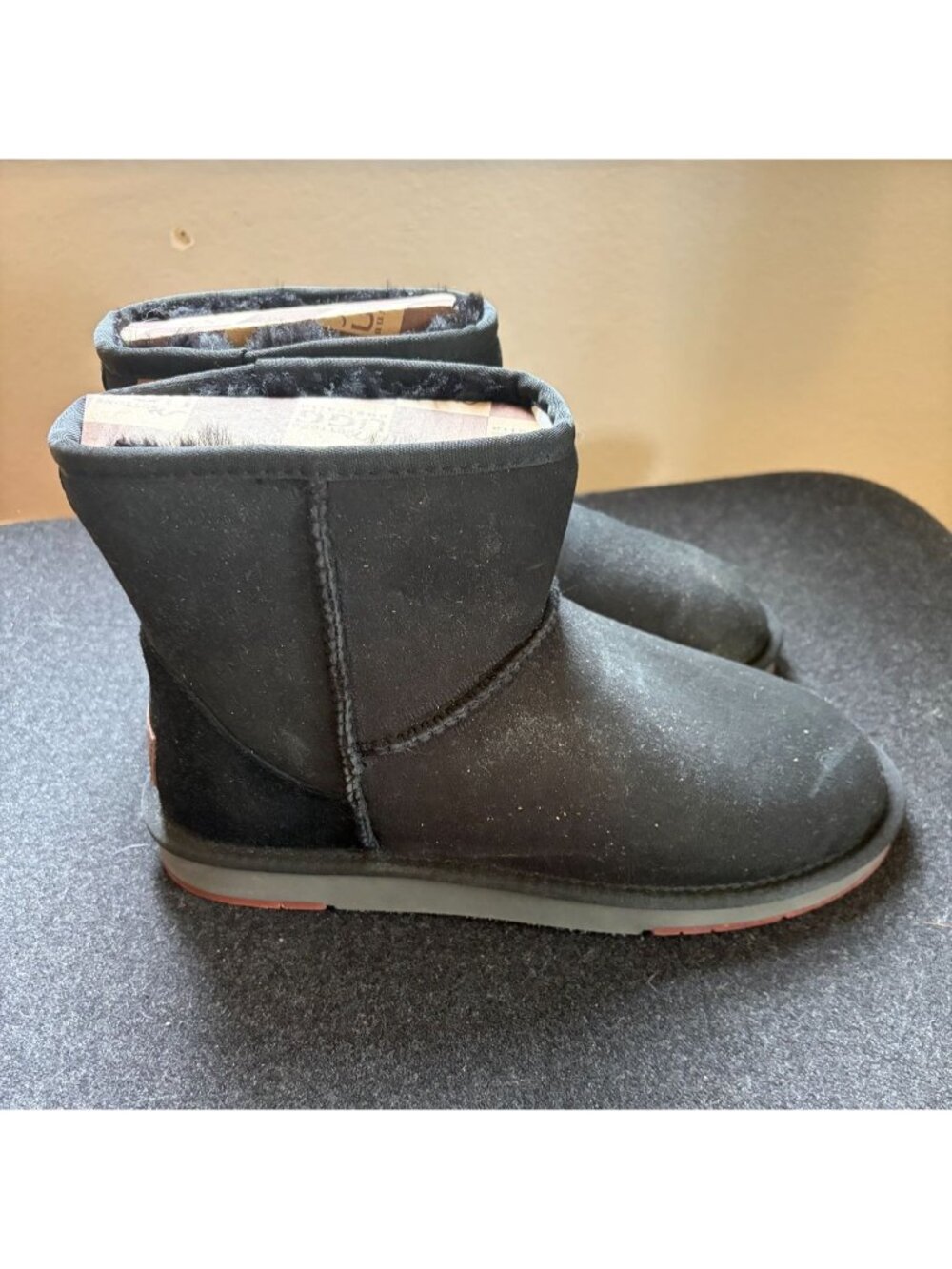 UGG Australia Classic Mini Shearling Boot Black Size 10 New With Tags - Picture 7 of 9